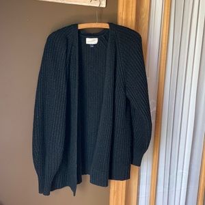 Universal thread black chunky open sweater